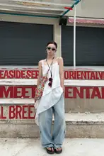 優雅なデザインのホワイトレース重ね着キャミワンピース【フランス風・不規則なシルエット・海辺のコーデに最適】
