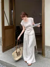 した雰囲気のブラウスとワイドパンツ【夏用・女性向け・おしゃれなスタイル・セットアップ対応】