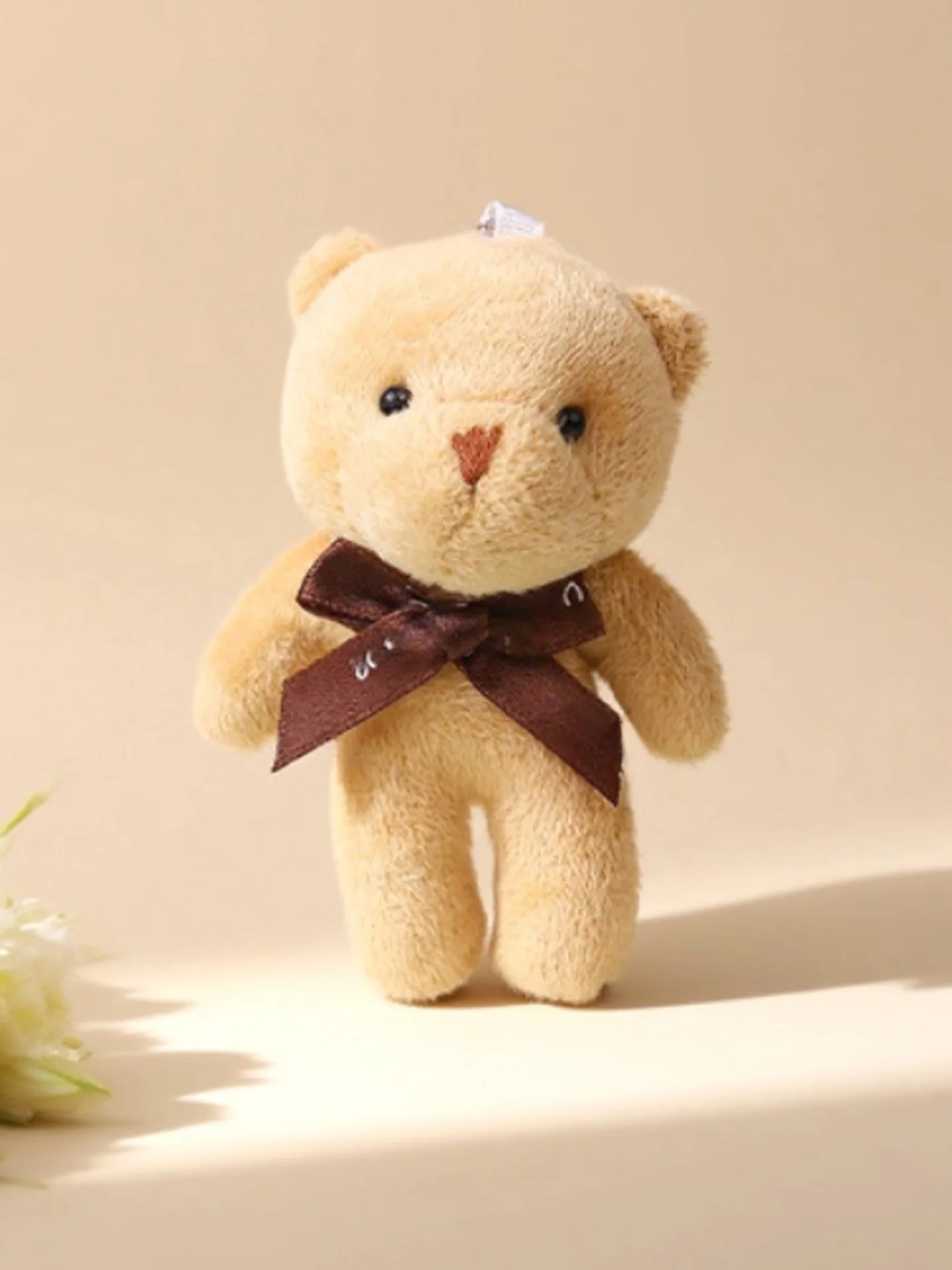 1歳半の男の子にあげる嬉しいプレゼントは？可愛らしいテディベアキーホルダーがおすすめ！