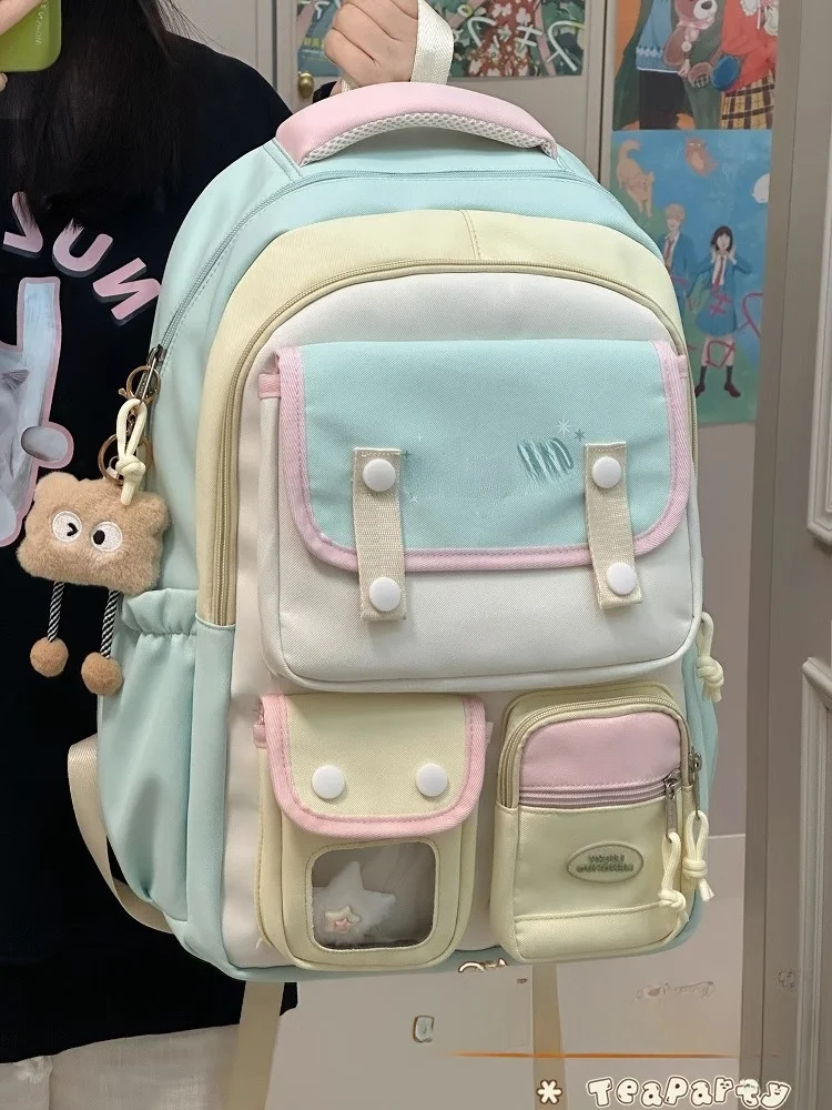 受験生に贈るプレゼントで迷ったら、この1つのバッグが救う理由は？