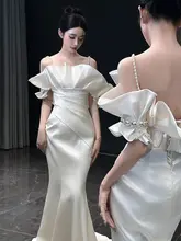 白色のイブニングドレス【フィッシュテールデザイン・高級感・スリム効果】