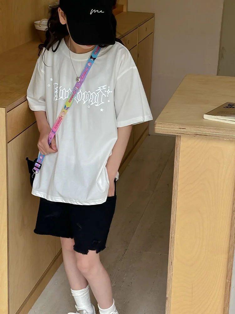 「tシャツ 5000円」は本当に高い？白tシャツ 安いの本当の価値とは？