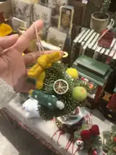 手作りドット柄ウールボール【クリスマス用・DIYアクセサリー・猫用おもちゃ・カラフルな装飾球】
