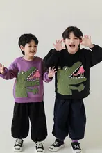 立体的なワニ刺繍が特徴のフリースカジュアルパーカー【男児用・冬季・ゆったりデザイン】
