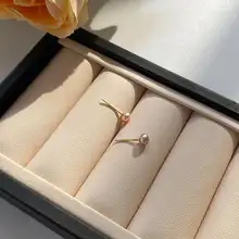 ミニ天然淡水紫色バンズ型パールピアス【女性向け・デザイン性高】