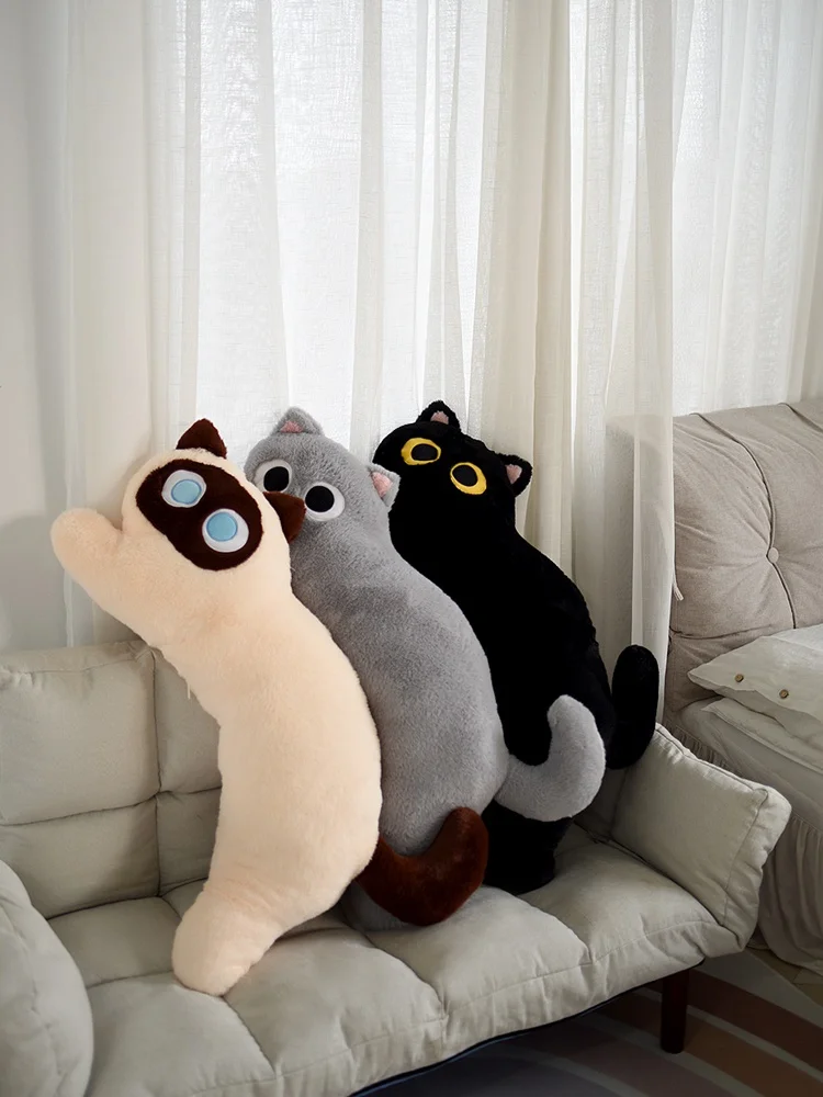 一人暮らしの夜に抱きたい「猫の抱き枕」は、どんなものを選ぶべき？