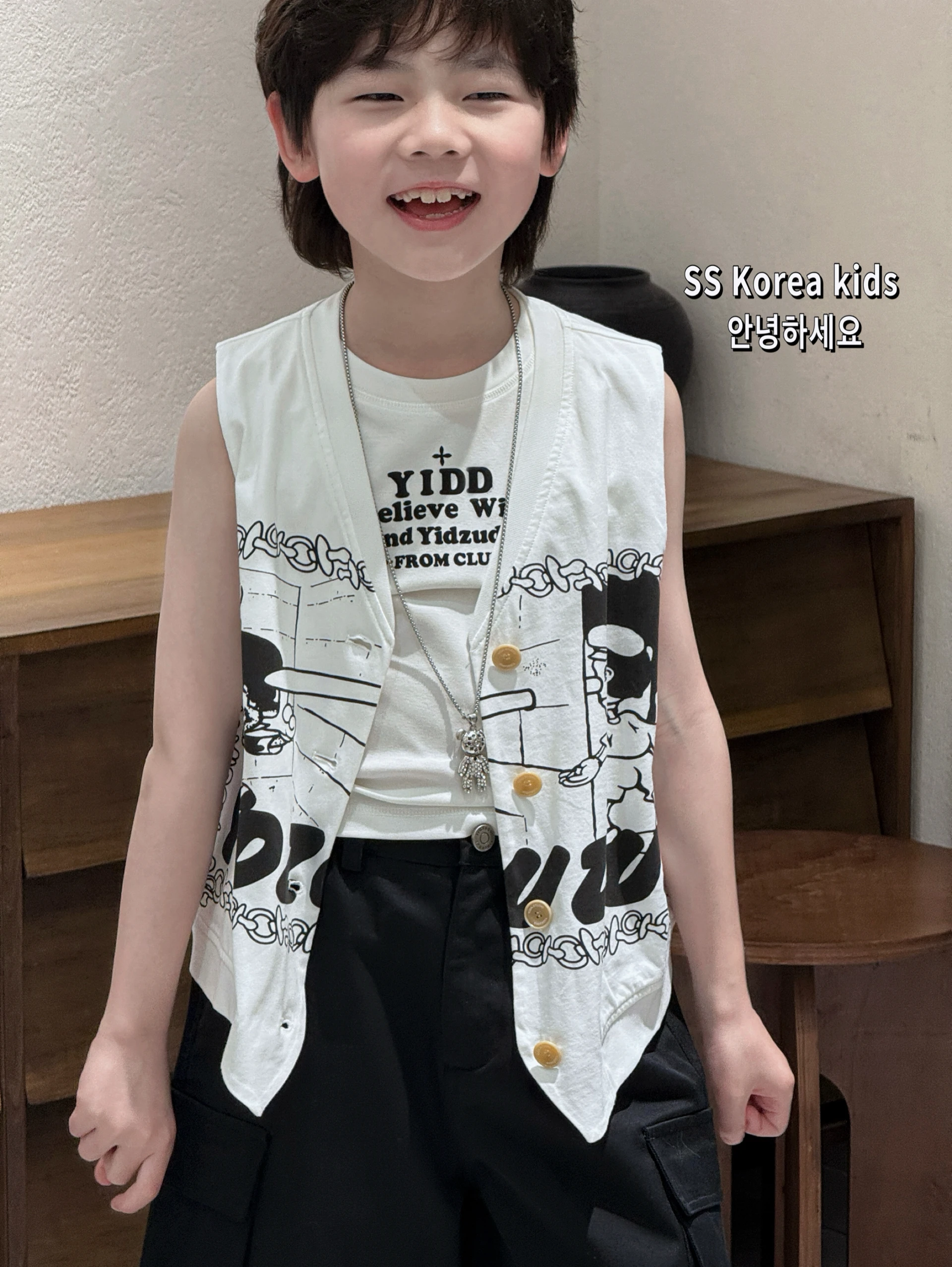 子供服リメイク男の子向けイラストデザインベスト：春夏用ファッショナブルな選択肢