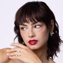 花のデザインエナメルリング【ゴールドメッキ・オープンタイプ・ファッションジュエリー】