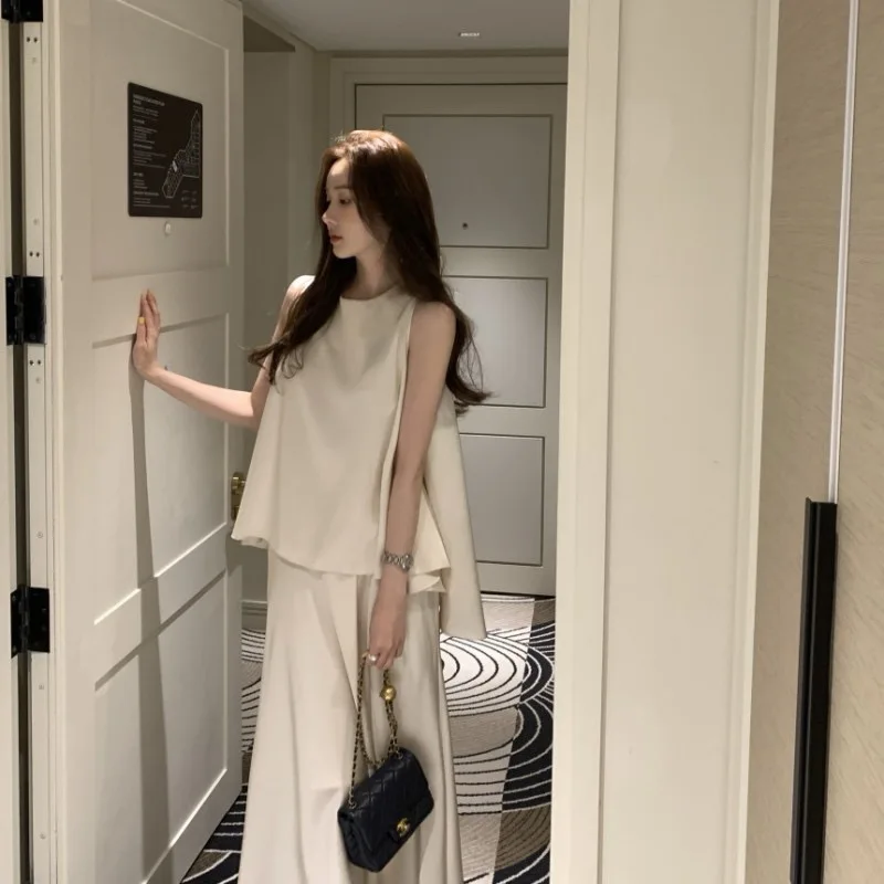 きれいめコーデに悩む20代女性、どう選ぶ？