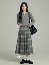グレーのハイウエストAラインウールプリーツスカート【チェックデザイン・ロング丈】