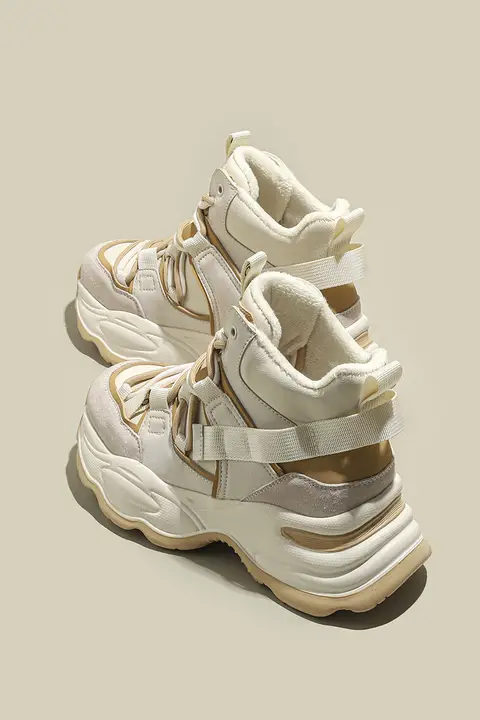 加絨厚底内増高雪地靴【保温・小柄向け・カジュアルデザイン】