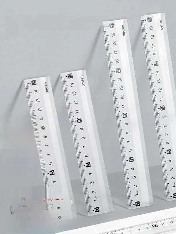 30cmものさしは本当に必要？20cmものさしと比べてどんな違いがあるの？