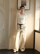 デニムパンツ レディース ハイウエスト ワイドストレート ヴィンテージ 着痩せ スタイルアップ オフホワイト 秋冬「trou noir」