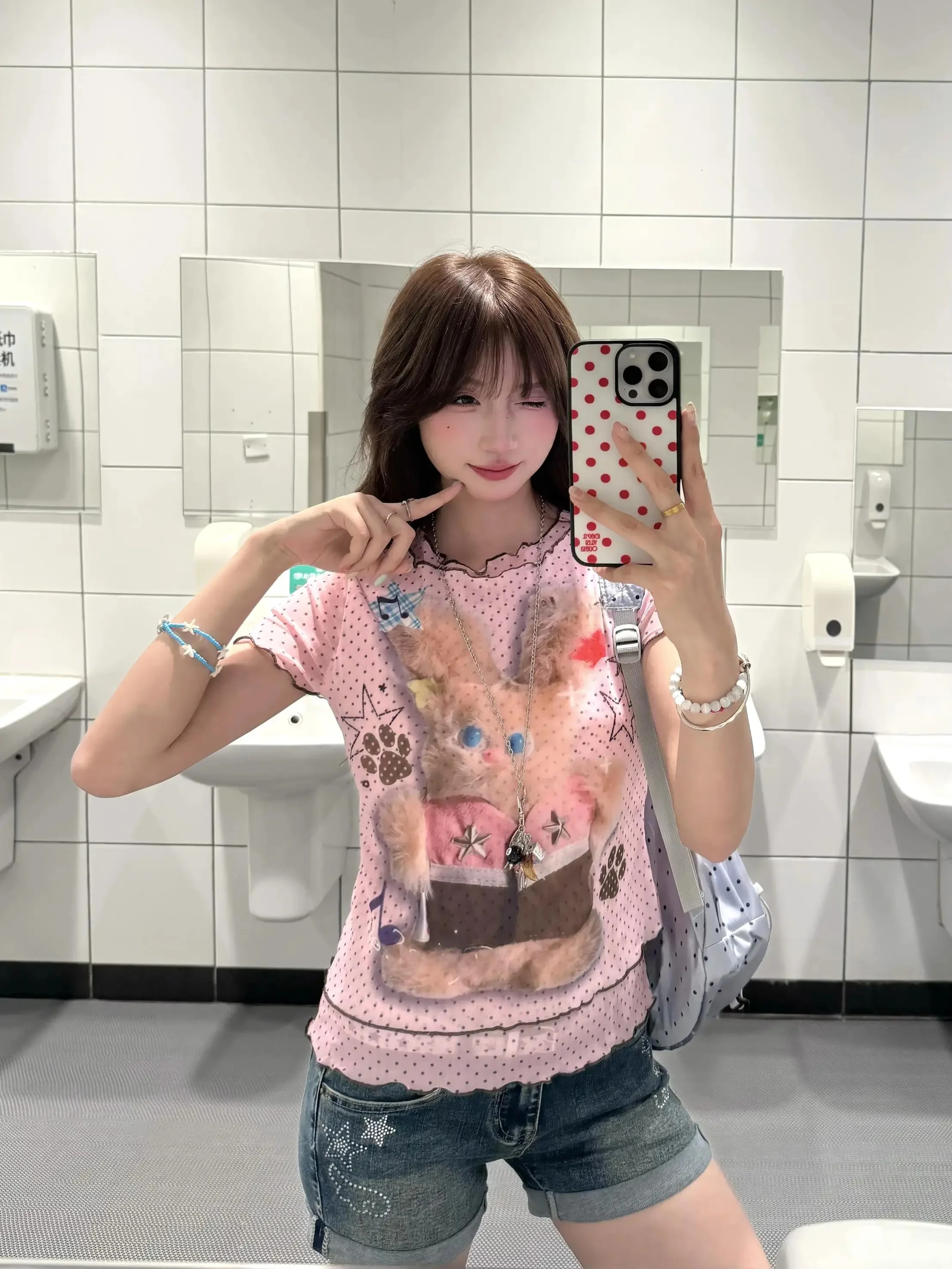 レトロかわいいTシャツを選ぶときに迷うなら、この1点が鍵になる！