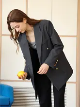 レトロ風 ダブルブレスト金ボタン グレーのカジュアルブレザー【トレンチカラー・ゆったりフィット・  通勤用】