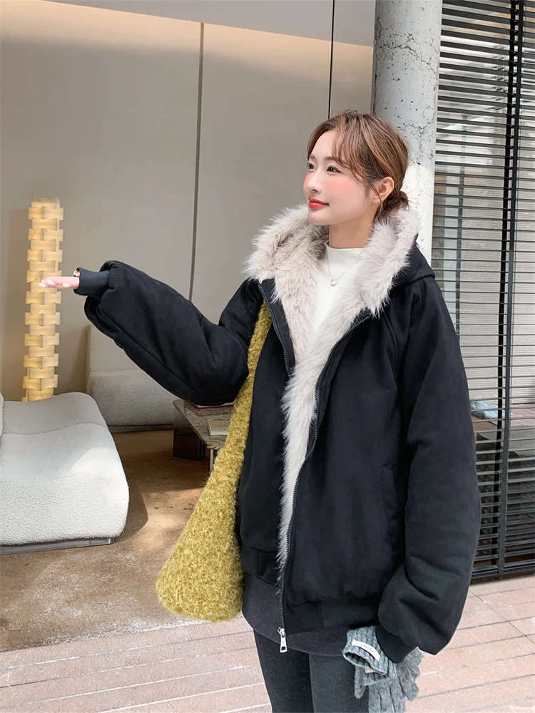 女性が「ダウン大きく着る」なら、これが今季のベストな選び方とは？