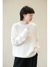 極上の柔らかさのホワイトウールニットセーター【ルーズフィット・ピンク・クルーネック・秋冬用】