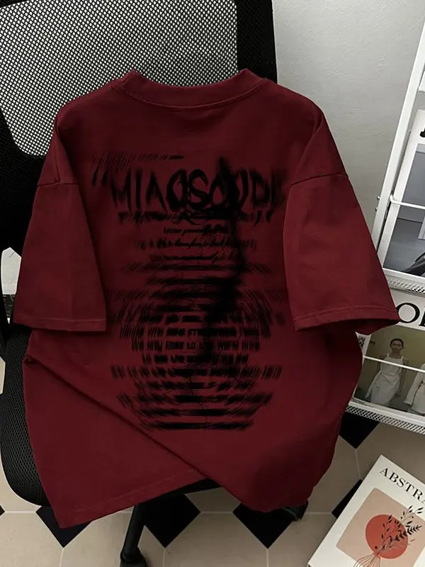 「Tシャツとジャケットがダサい」と感じる理由は？この1枚で見直すべきスタイルのバランス