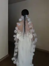 韓国製 フラワーデザインのロングベール【ウエディングヘッドアクセサリー・高級感・写真撮影用】