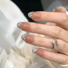 煌めく氷透き通ったフレンチスタイルの手作りネイルチップ【短い楕円形】（セットアップ対応）