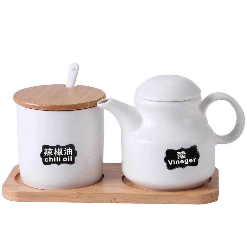 キッチンをスッキリ整理！収納グッズおすすめ｜木製カバーの温かみと伝統デザインが生む心の整理