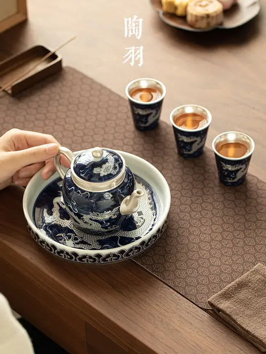 精緻なカップ付き茶器セット【高級感あふれるデザイン・ビジネスギフトに最適】（セットアップ対応）