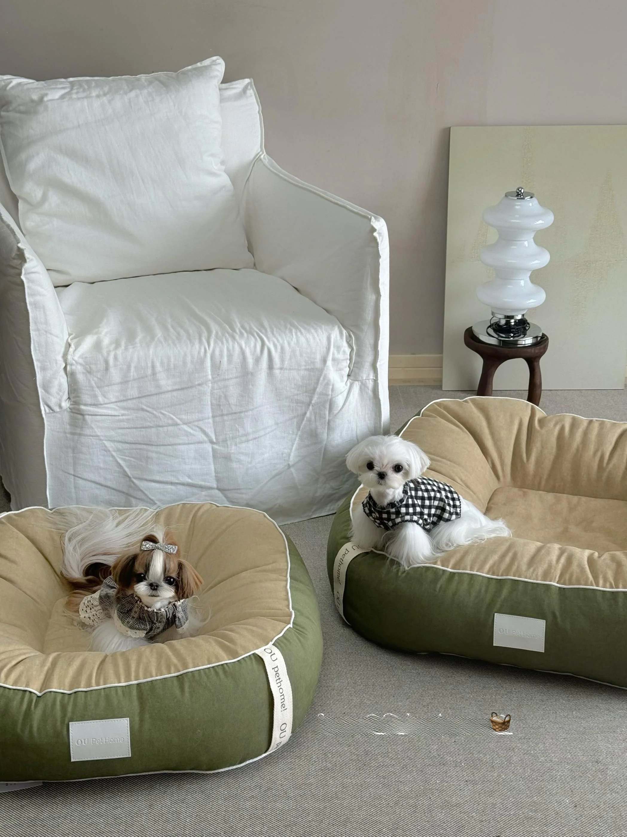 OUペットベッド 秋冬用：小型犬向けの四季通用マットの実  用性と使い方