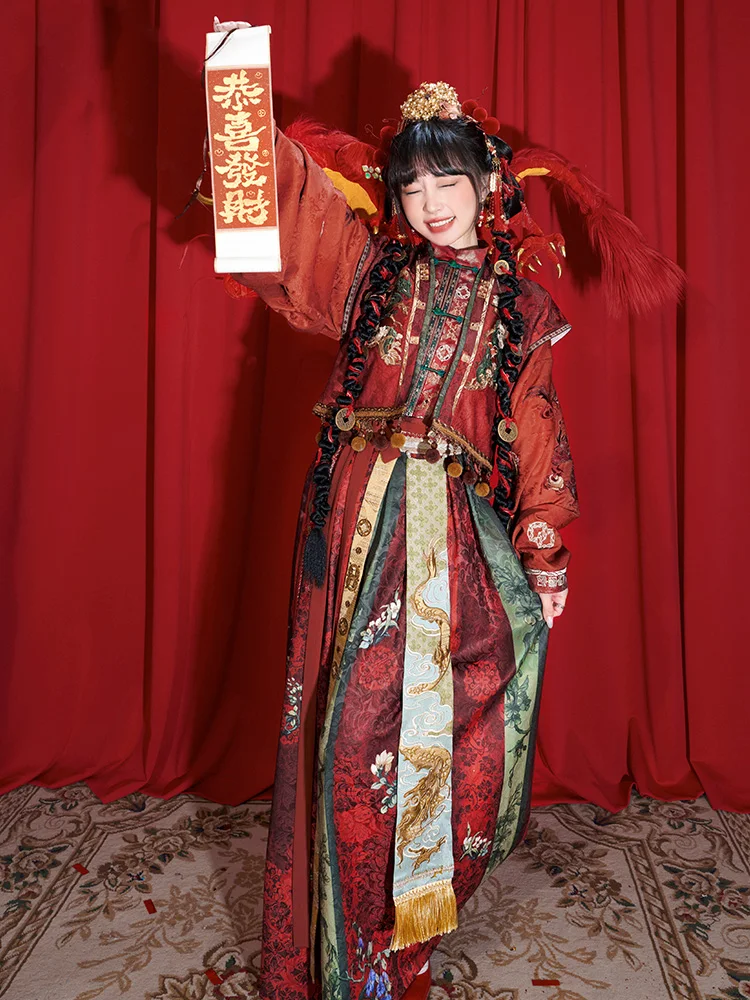 赤と黒の服は本当に魅力的？龍年祝いにぴったりな二色使い着物の選び方とは