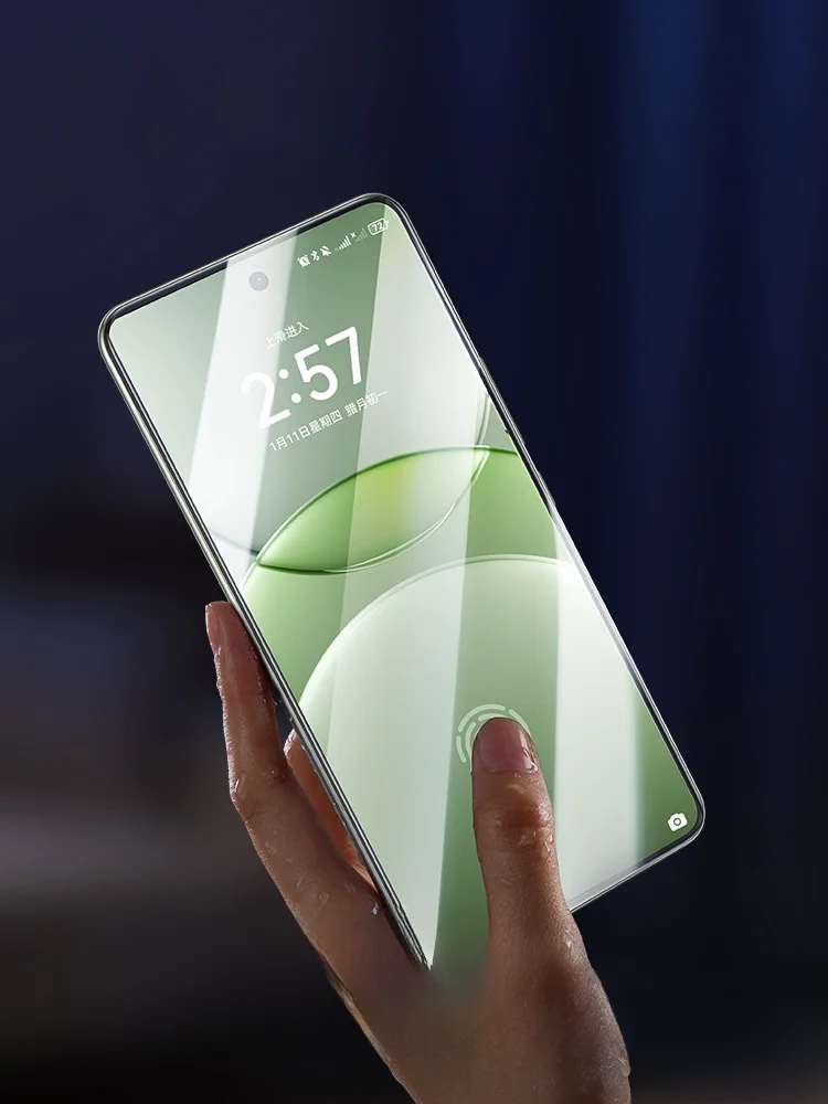 HUAWEI nova13対応 強化ガラス保護フィルムの実用性と長寿命の評価