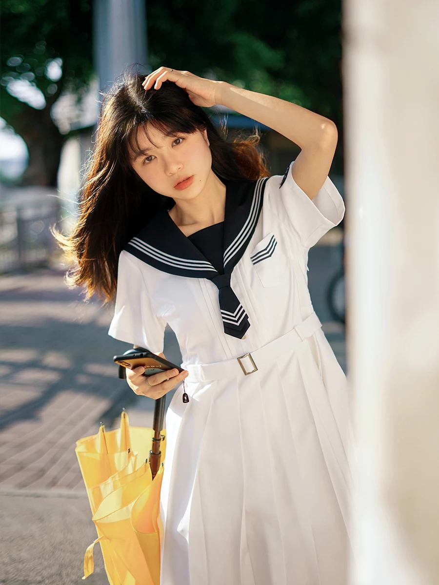 ビスチェ ワンピースを選ぶときに迷うのは、本当に「どんなもの？」なのか？