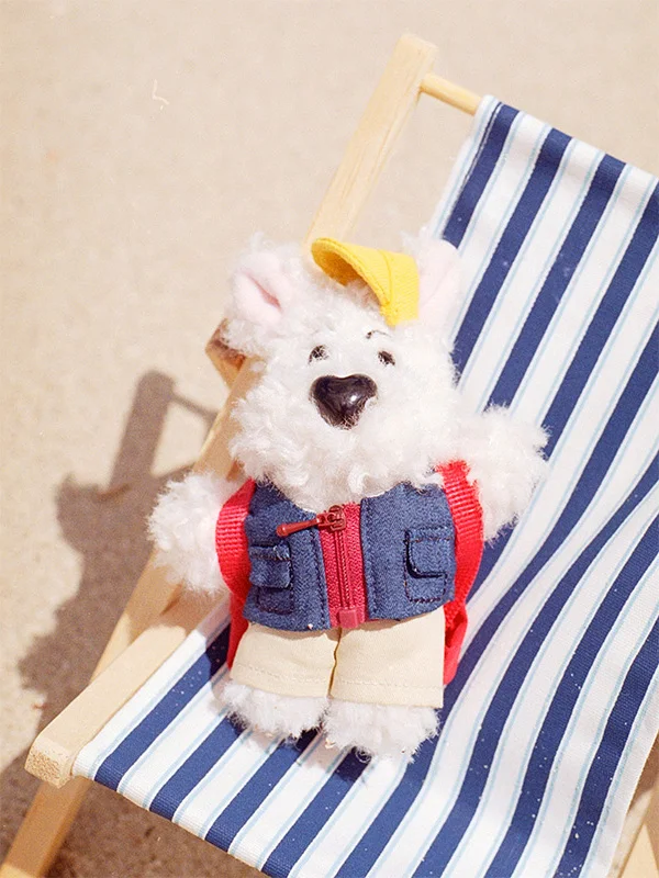 かわいい犬のぬいぐるみキーホルダー：バッグアクセサリーとしての実用性とデザインのバランス