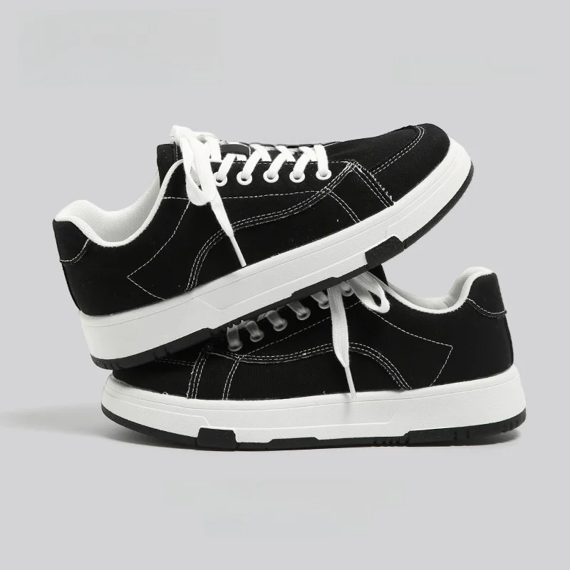 厚底キャンバスシューズ：メンズ向けカジュアルファッションの定番モデル