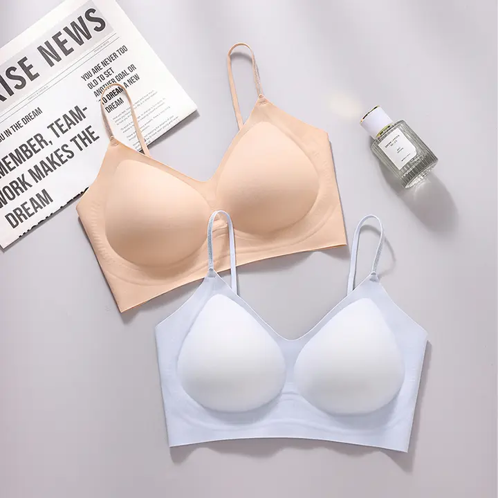 女性用 薄手ノンワイヤーブラジャー【涼感・細い肩ひも・透湿性・美しい背面デザイン】