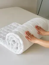 ベッドパッド 敷きパッド 薄手 洗える 滑り止め 紐付き オールシーズン シンプル 上品