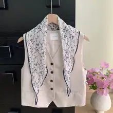 ヴィンテージ風コットン麻製小花柄トライアングルスカーフ【春夏用・ファッション・アクセサリー】