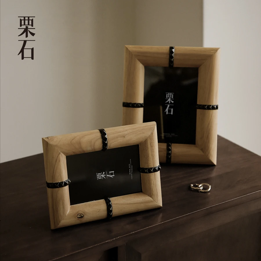 クリストファー風 アンティーク調 木製写真フレームの実用性と設置ガイド