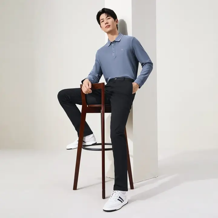 ビジネスカジュアル対応！快適な高棉素材のストレートパンツ【多色展開・秋用・スリムフィット】（セットアップ対応）