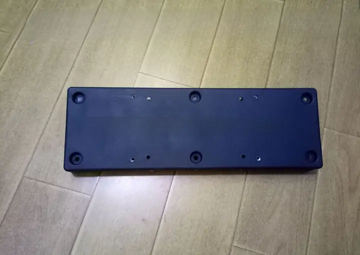 車両ナンバープレート用マウントブラケット【取り付け簡単・頑丈なデザイン】