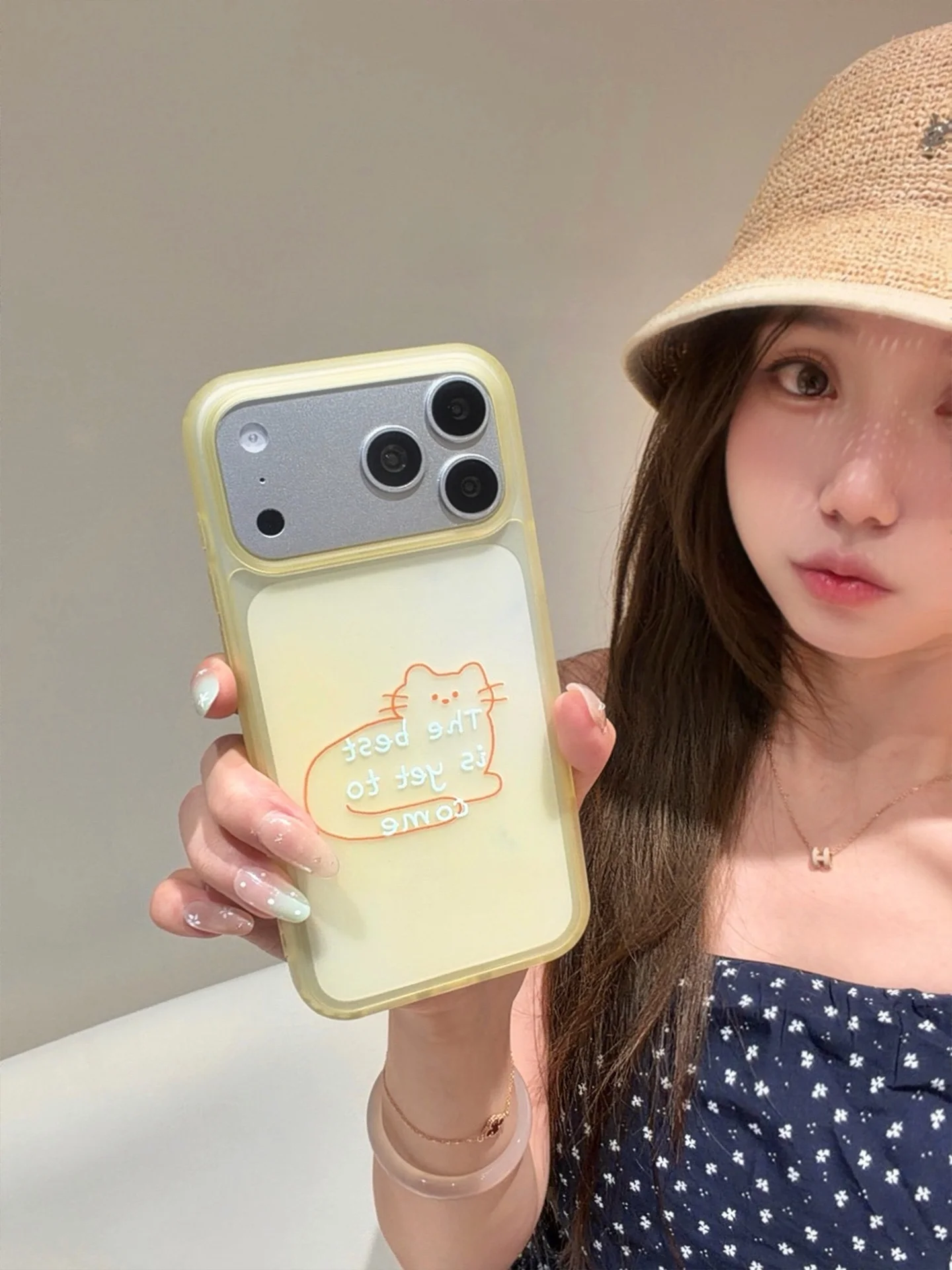 スマホケース 動物を選ぶときに迷うなら、この1つのデザインが救う