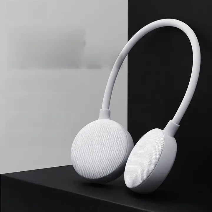 TFカード対応のネックストラップ式ワイヤレスBluetoothスピーカー【アウトドア・コンパクト・肩掛け・家庭用】