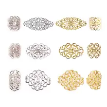 可愛い花飾り付きヘアアクセサリー【古風スタイル・万能デザイン・編み込み用】