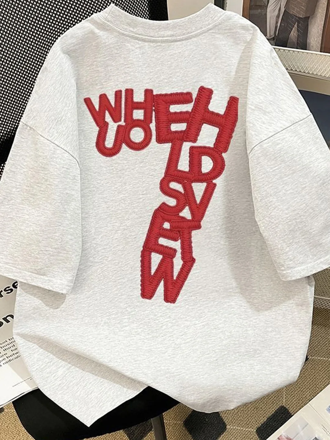 7部袖Tシャツの選び方：エレガントなデザインで男女兼用に最適な選択