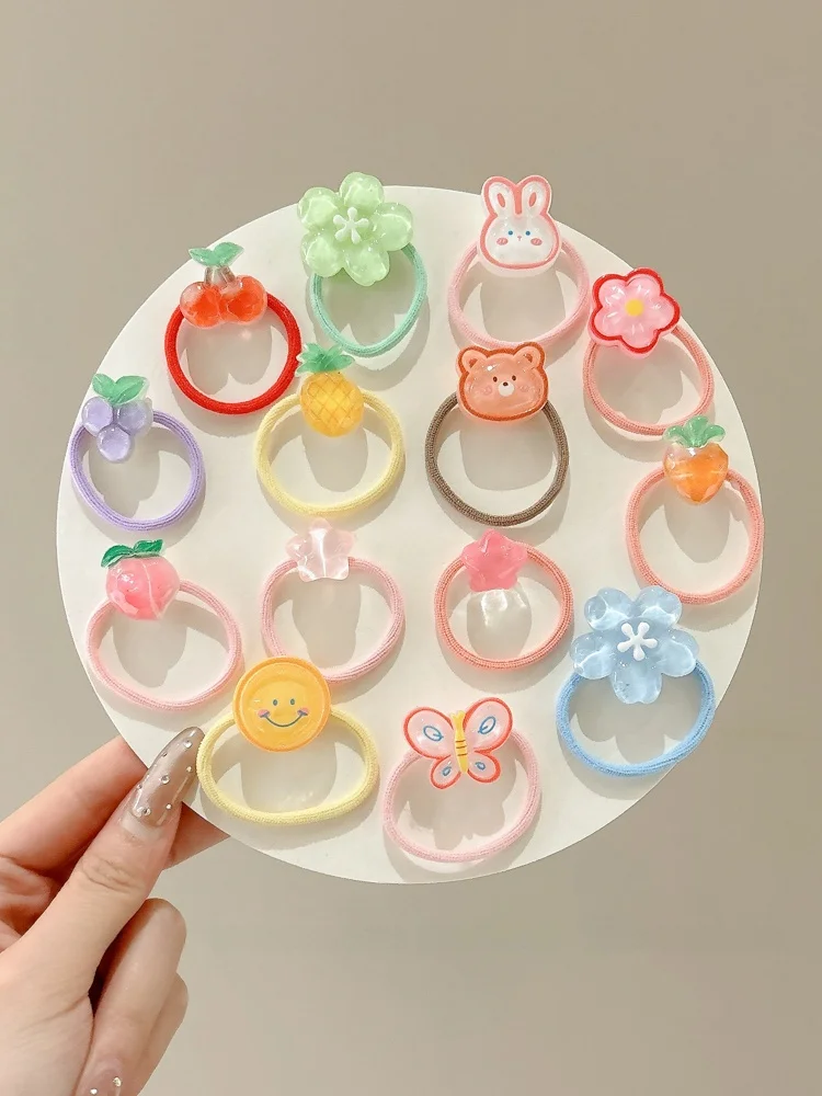 子どもと一緒に過ごすおうち時間に、どんなヘアゴムがおすすめ？