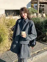 深灰色のニットカーディガンとショートパンツ【韓国風・極上の柔らかさ・冬用】（セットアップ対応）