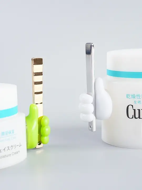 眼霜用スプーン固定具【粘着式・便利な収納・マッサージ用】