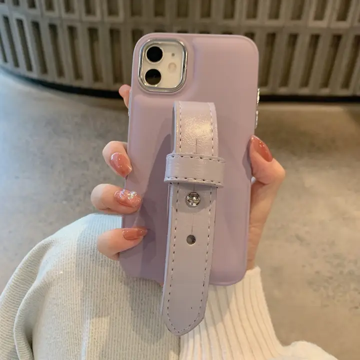 優雅な紫色のiPhone用ケース【iPhone対応・柔らかな腕帯付き】