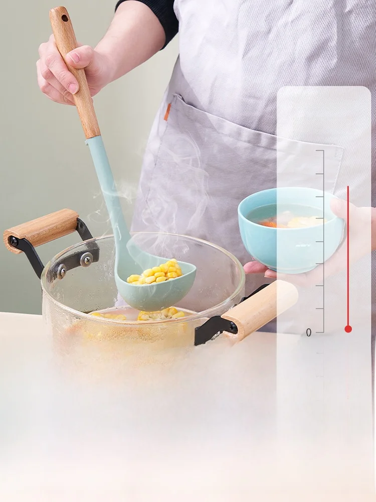 耐熱シリコンスパチュラとスープスプーン2点セット：初心者向け調理器具の実用性と使い分け