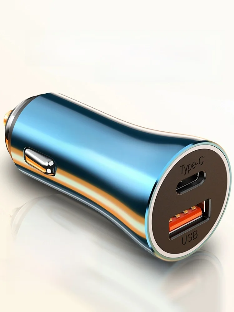 車載充電器 100V コンセント 金点子proA+C：高速充電対応 iPhone 14・13 と Huawei 全シリーズの実用性解析