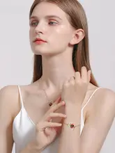 ブレスレット レディース デイジー テントウムシ シンプル オリジナル 個性的 おしゃれ 彼女 女友達 プレゼント