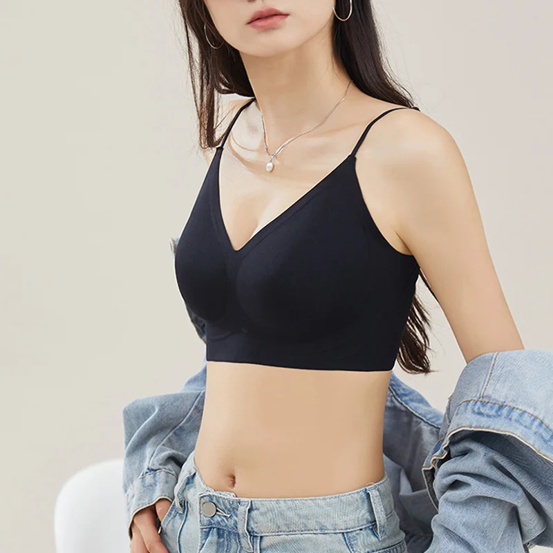 「垂れ乳を防ぐブラ」は本当に効果的？夏でも快適に使える「薄型ノンワイヤー」が今、注目されている